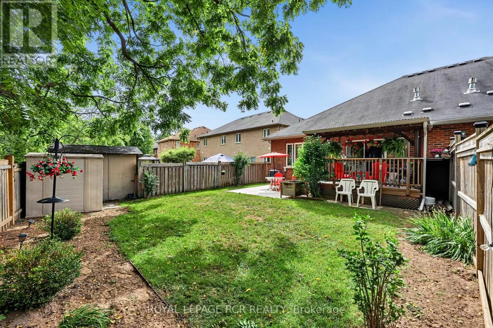 5 BORLAND CRESCENT