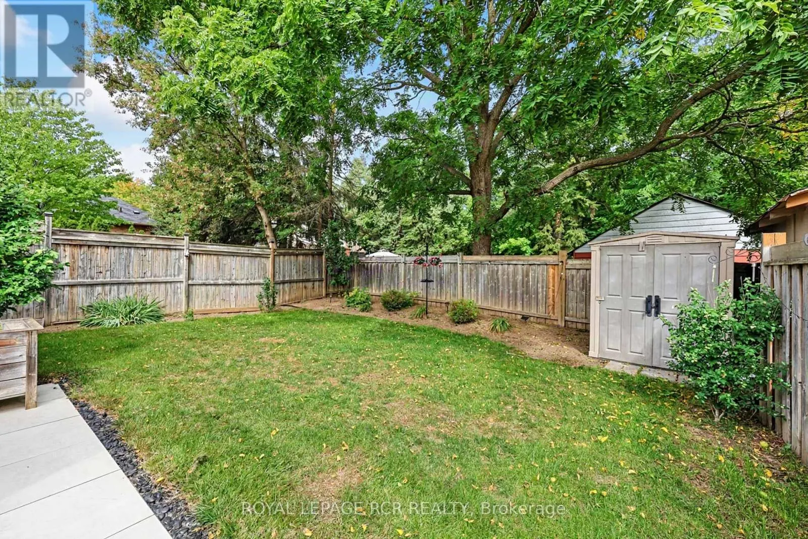 5 BORLAND CRESCENT