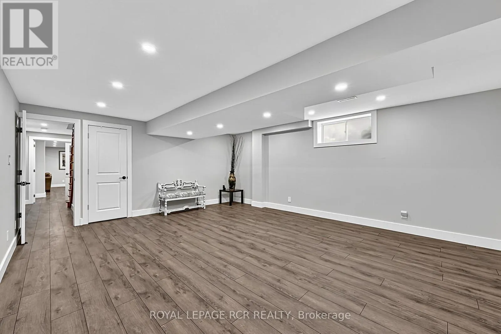 5 BORLAND CRESCENT