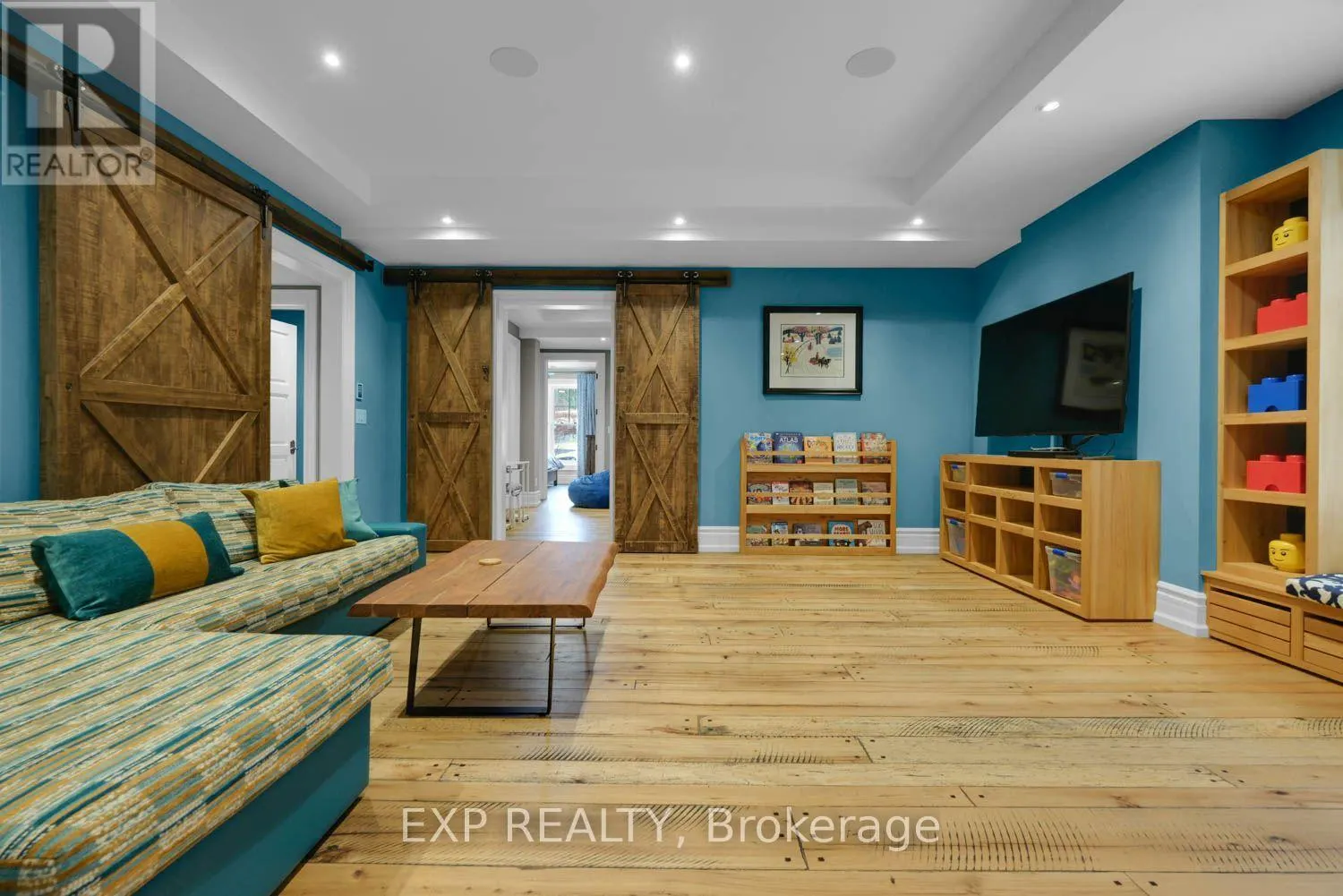 21 EDGEWILD DRIVE