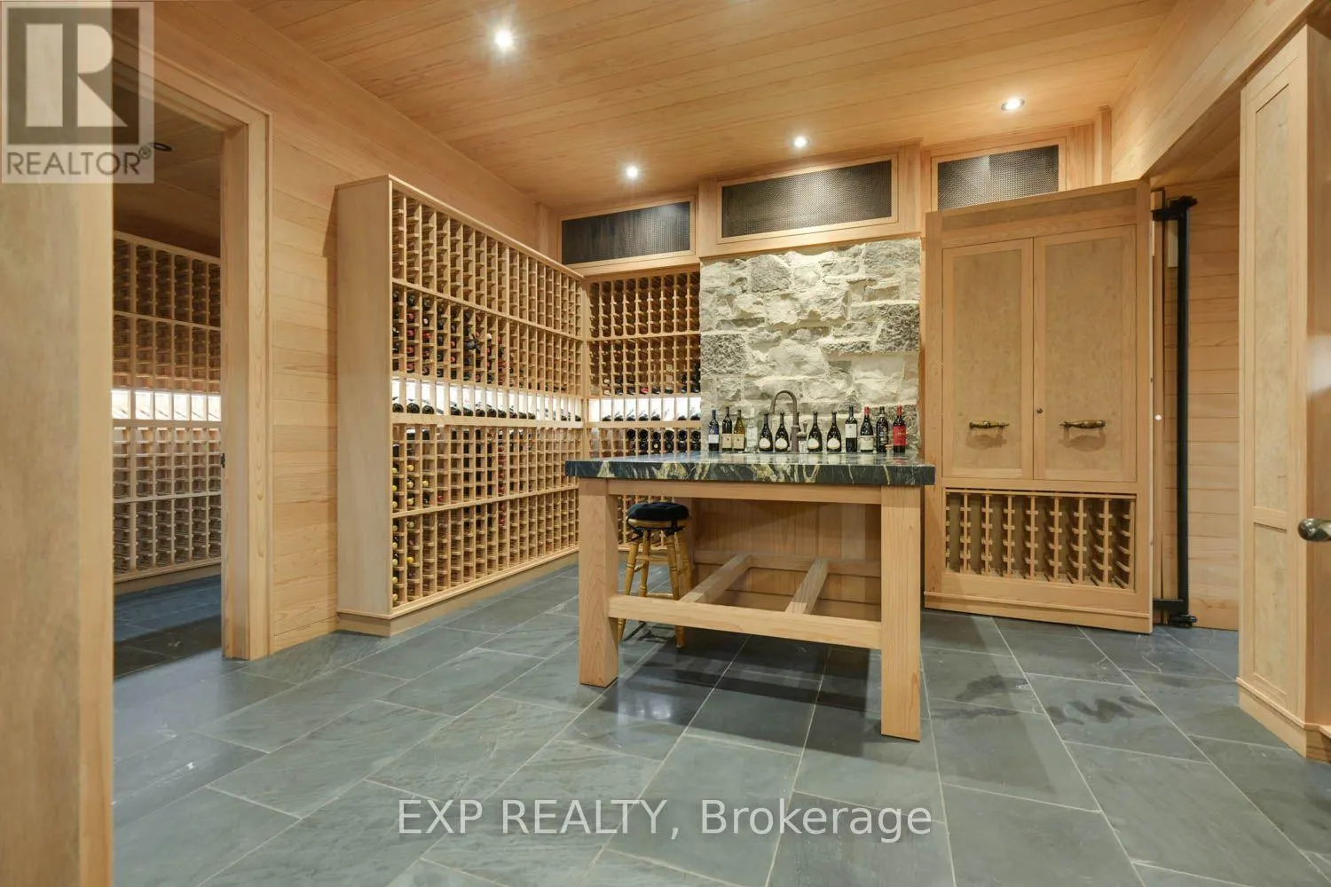 21 EDGEWILD DRIVE