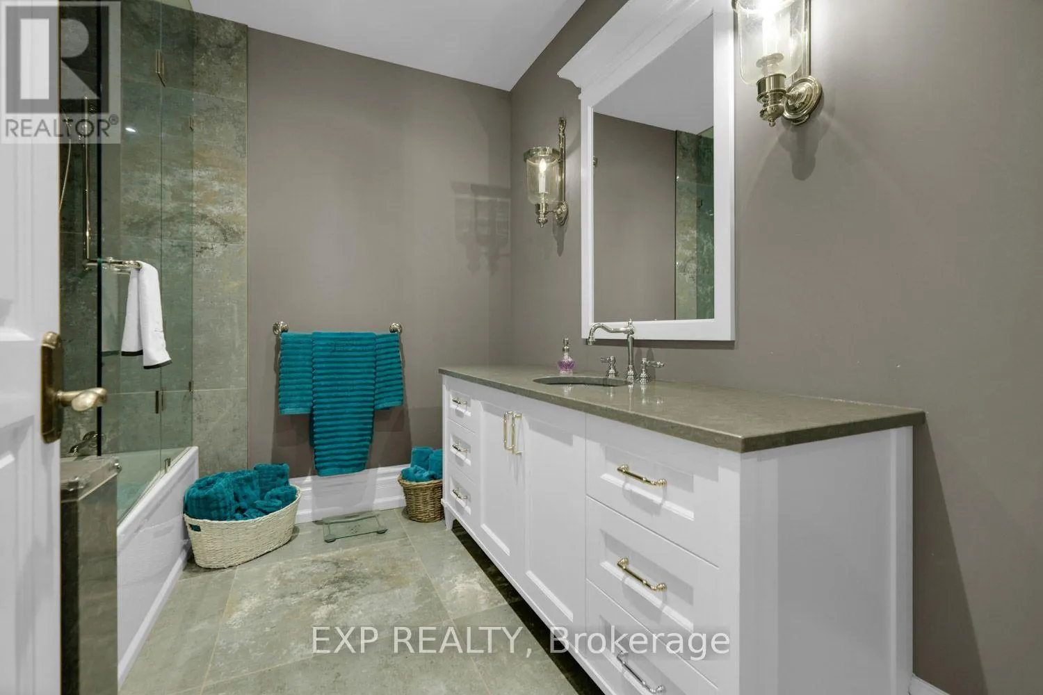 21 EDGEWILD DRIVE
