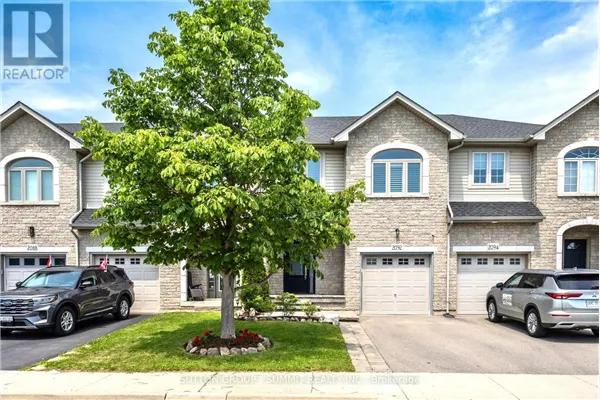 2092 ENGLISH CRESCENT