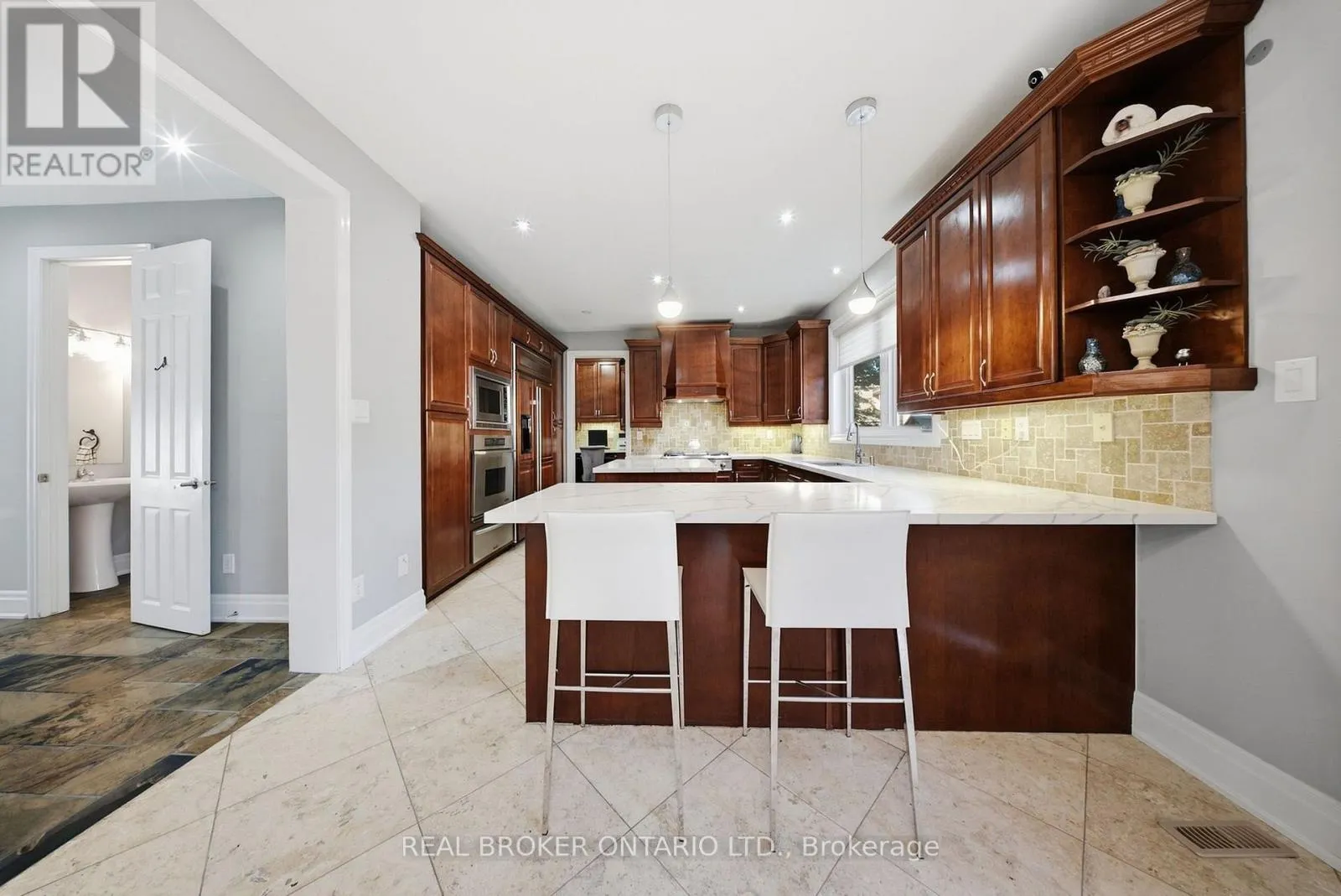 1078 MCNEIL DRIVE
