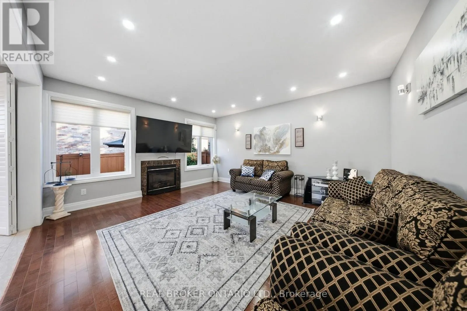 1078 MCNEIL DRIVE