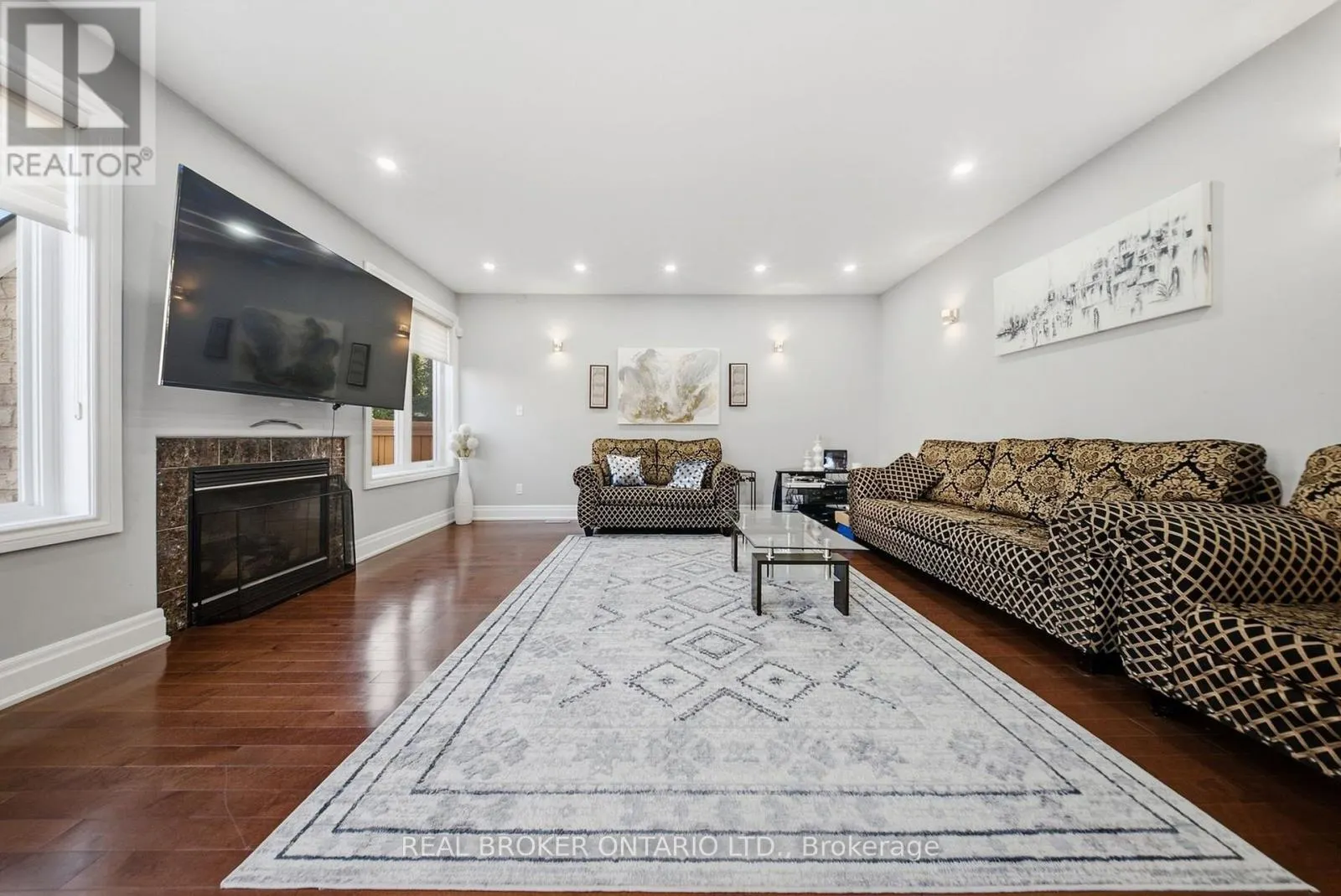 1078 MCNEIL DRIVE