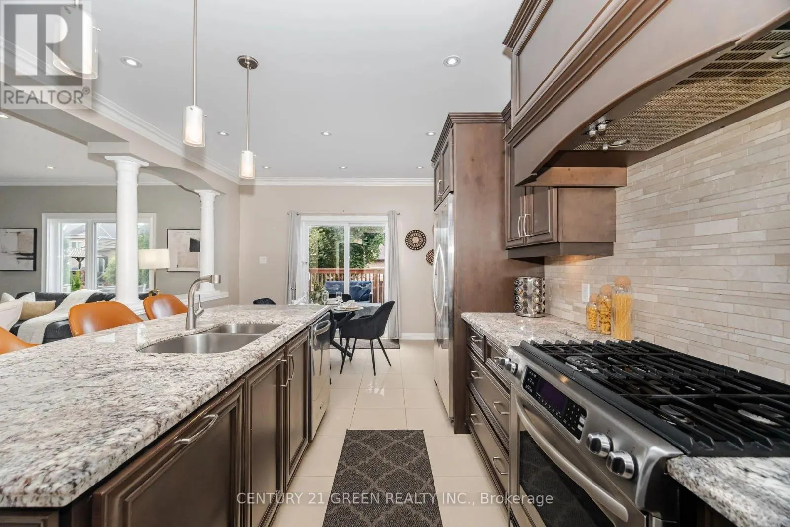 193 ROYAL VALLEY DRIVE