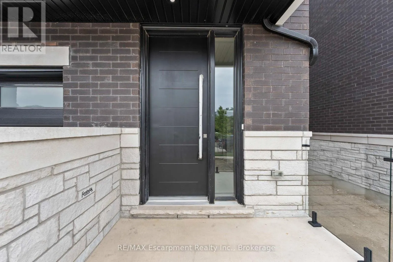 335 HELEN LAWSON LANE