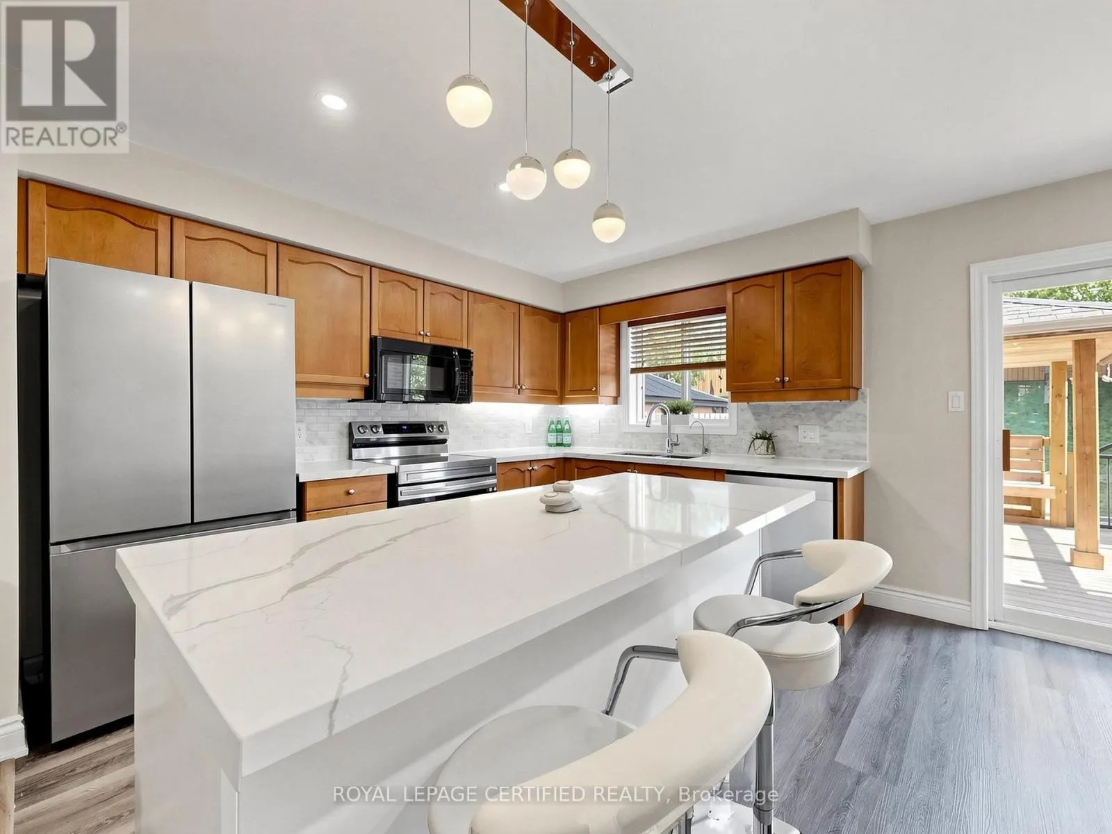 102 GRAPEVINE ROAD