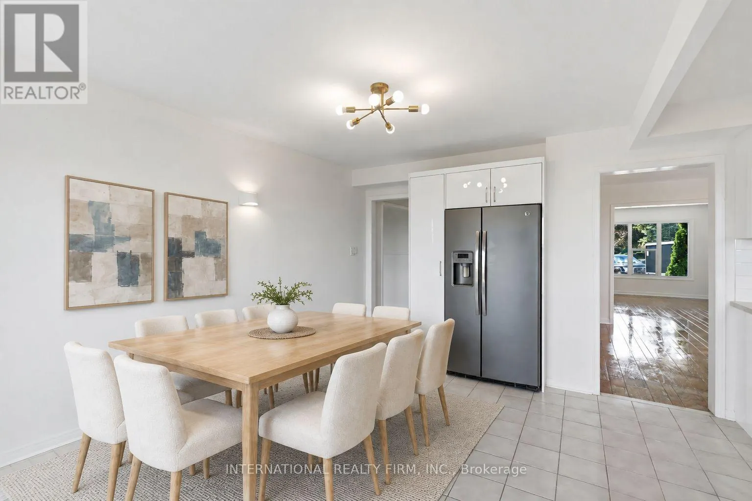 48 DE ROSE AVENUE