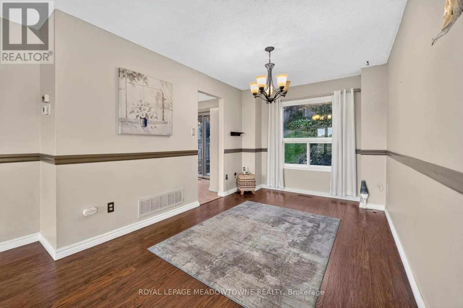 38 LAKEVIEW COURT