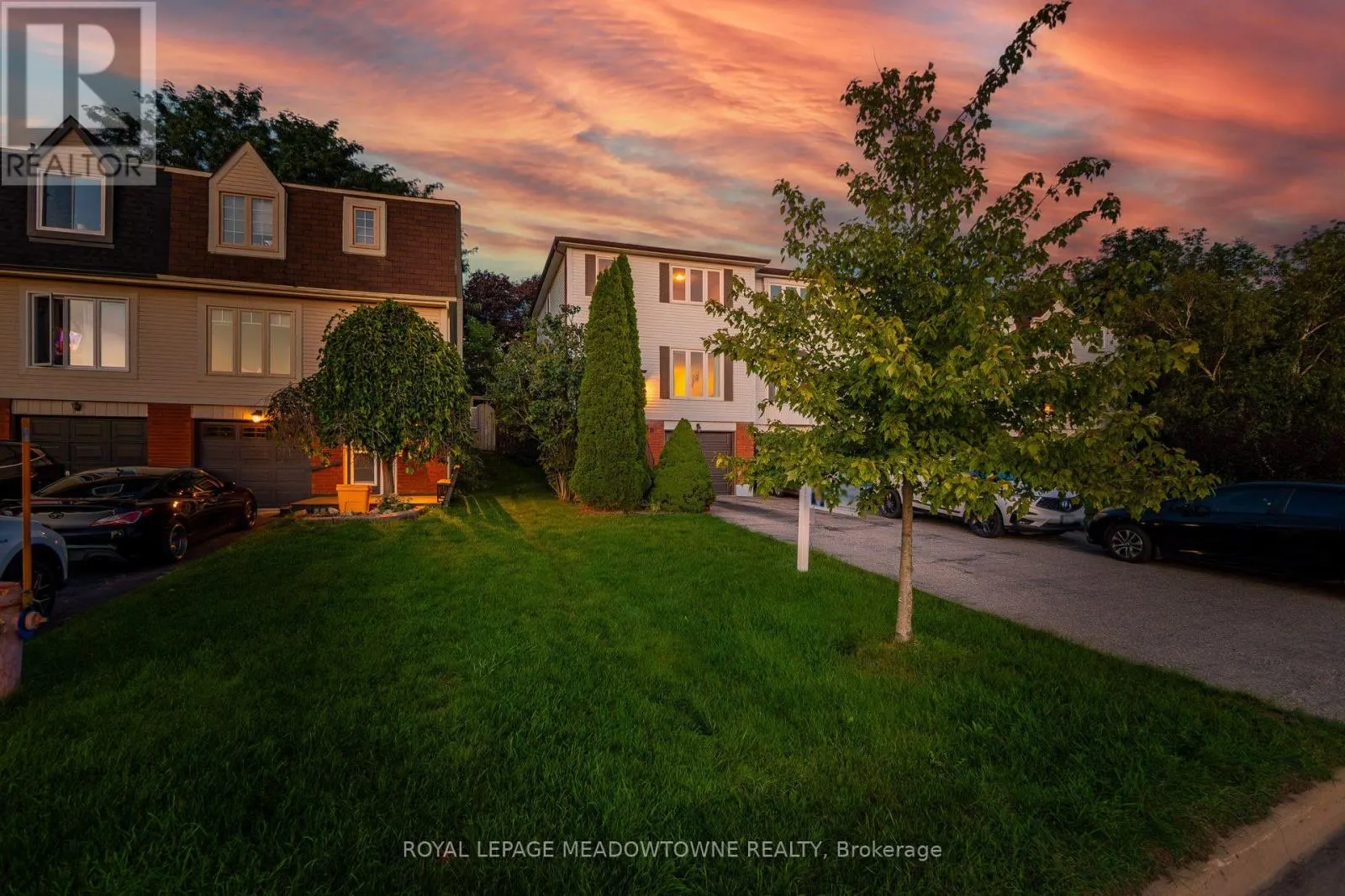 38 LAKEVIEW COURT