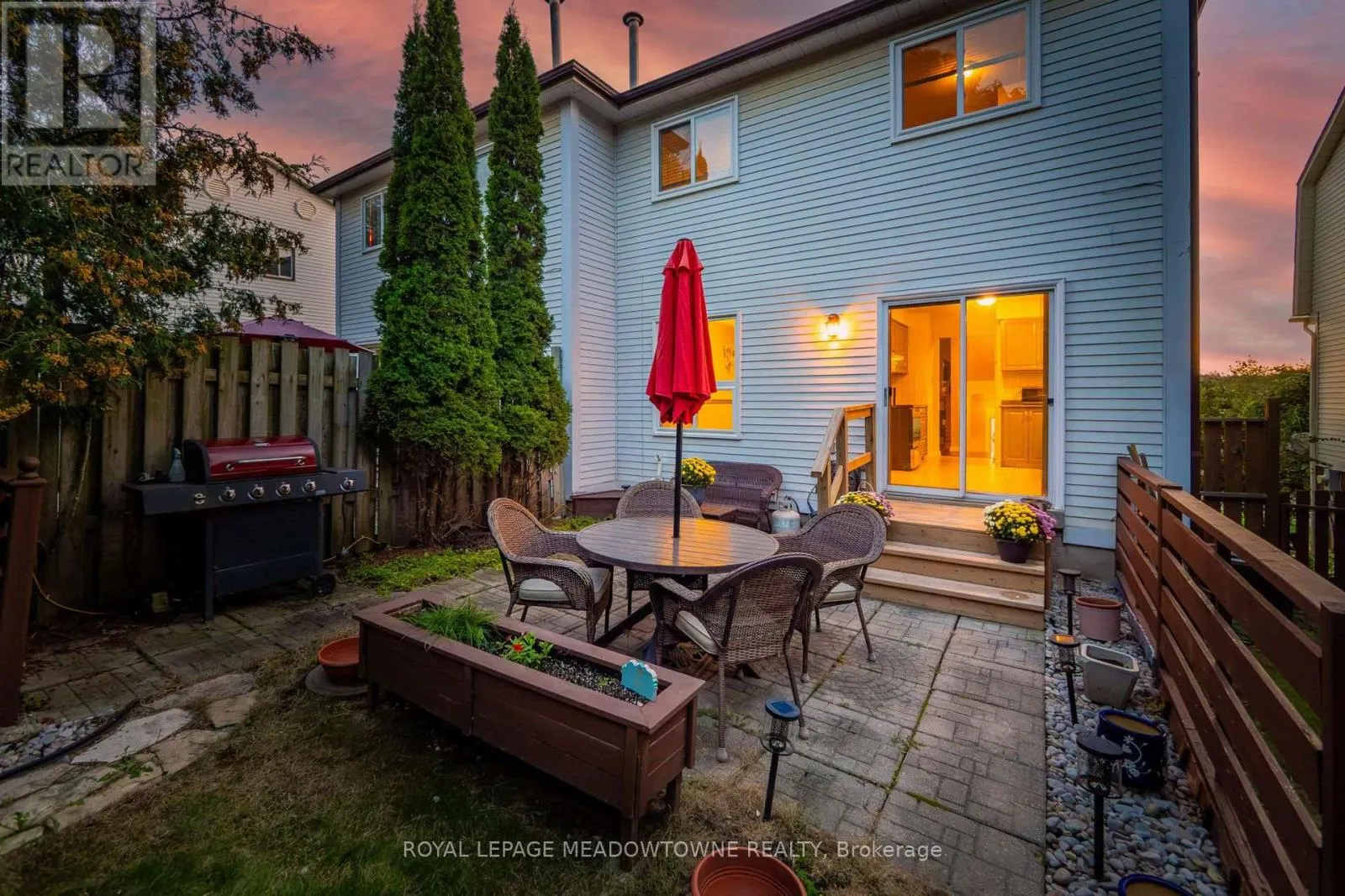 38 LAKEVIEW COURT
