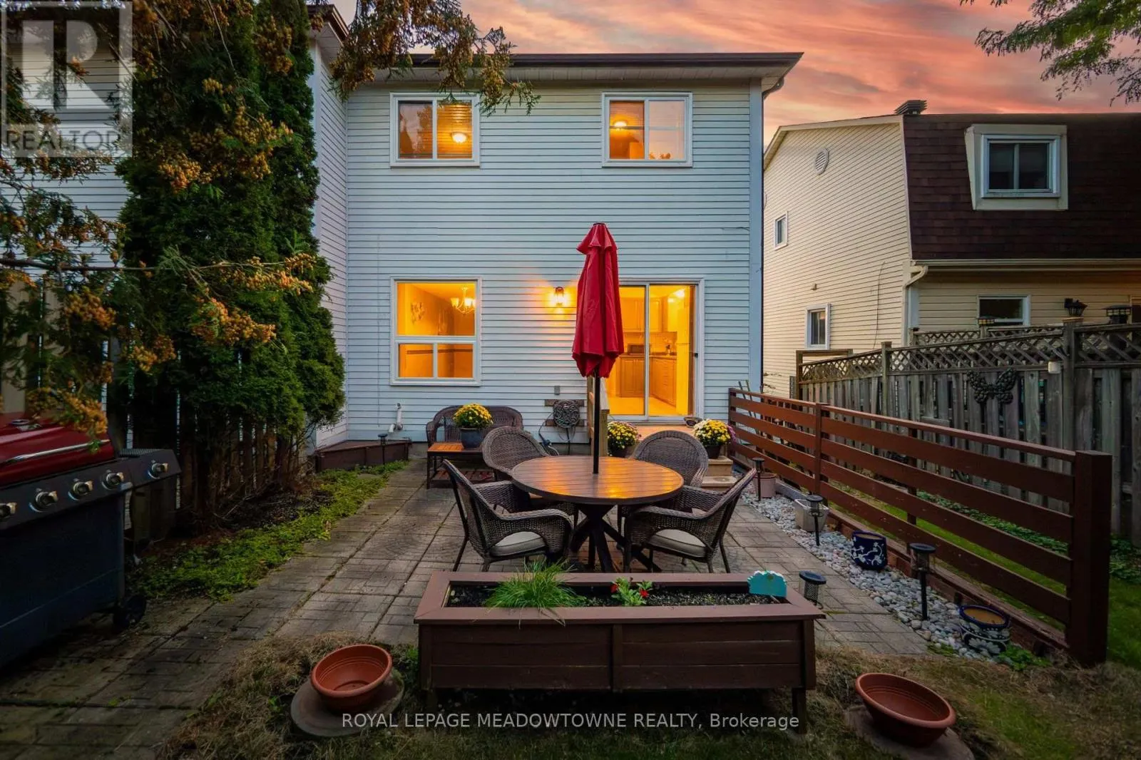 38 LAKEVIEW COURT