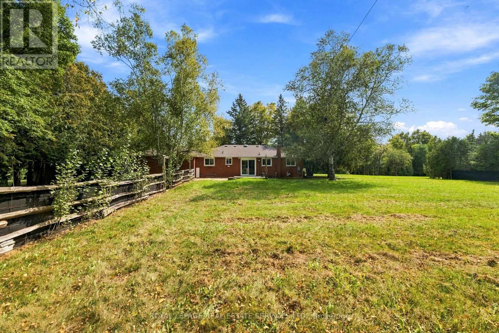 1191 15 SIDE ROAD