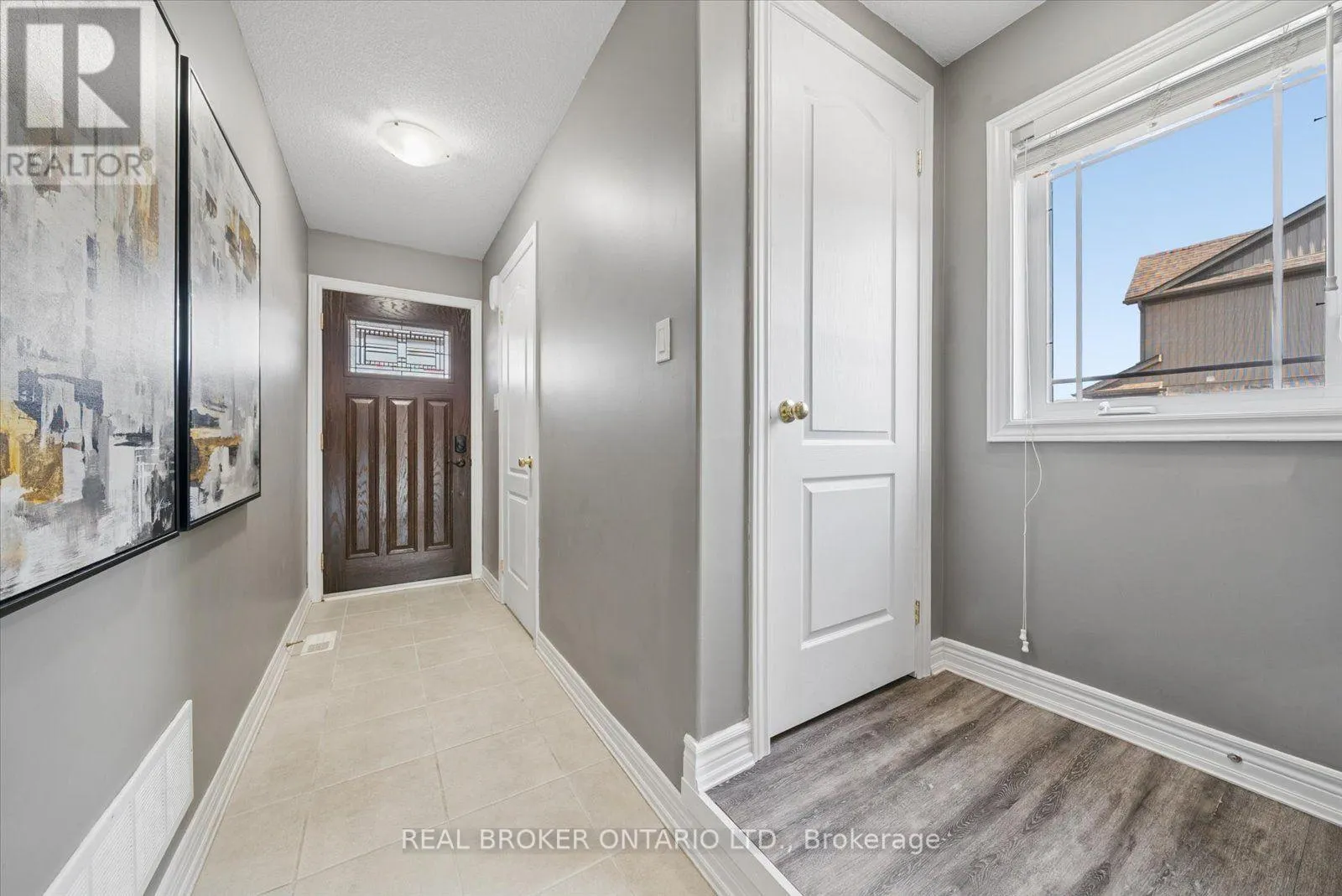 126 PARKINSON CRESCENT
