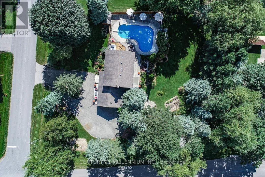 1666 SPRUCE DRIVE