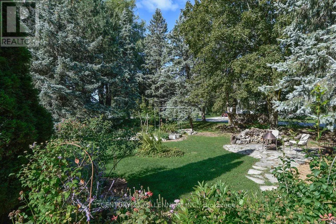 1666 SPRUCE DRIVE