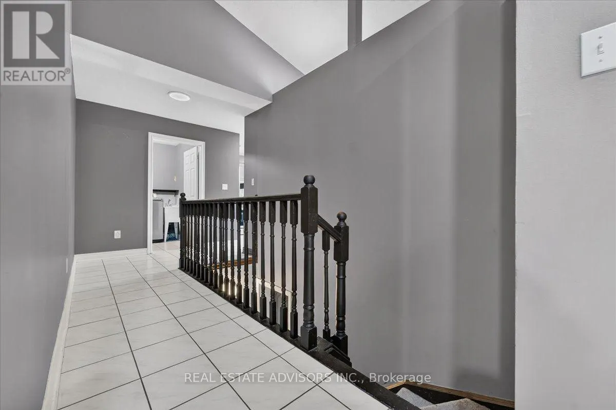 19 MCCONACHIE CRESCENT