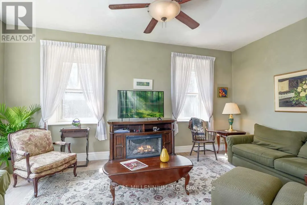 1380 QUEEN STREET W