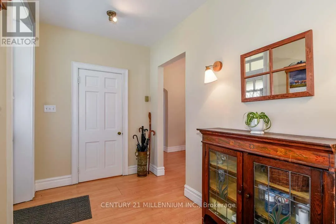 1380 QUEEN STREET W