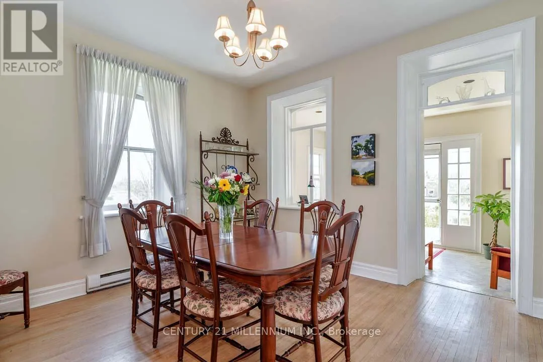 1380 QUEEN STREET W