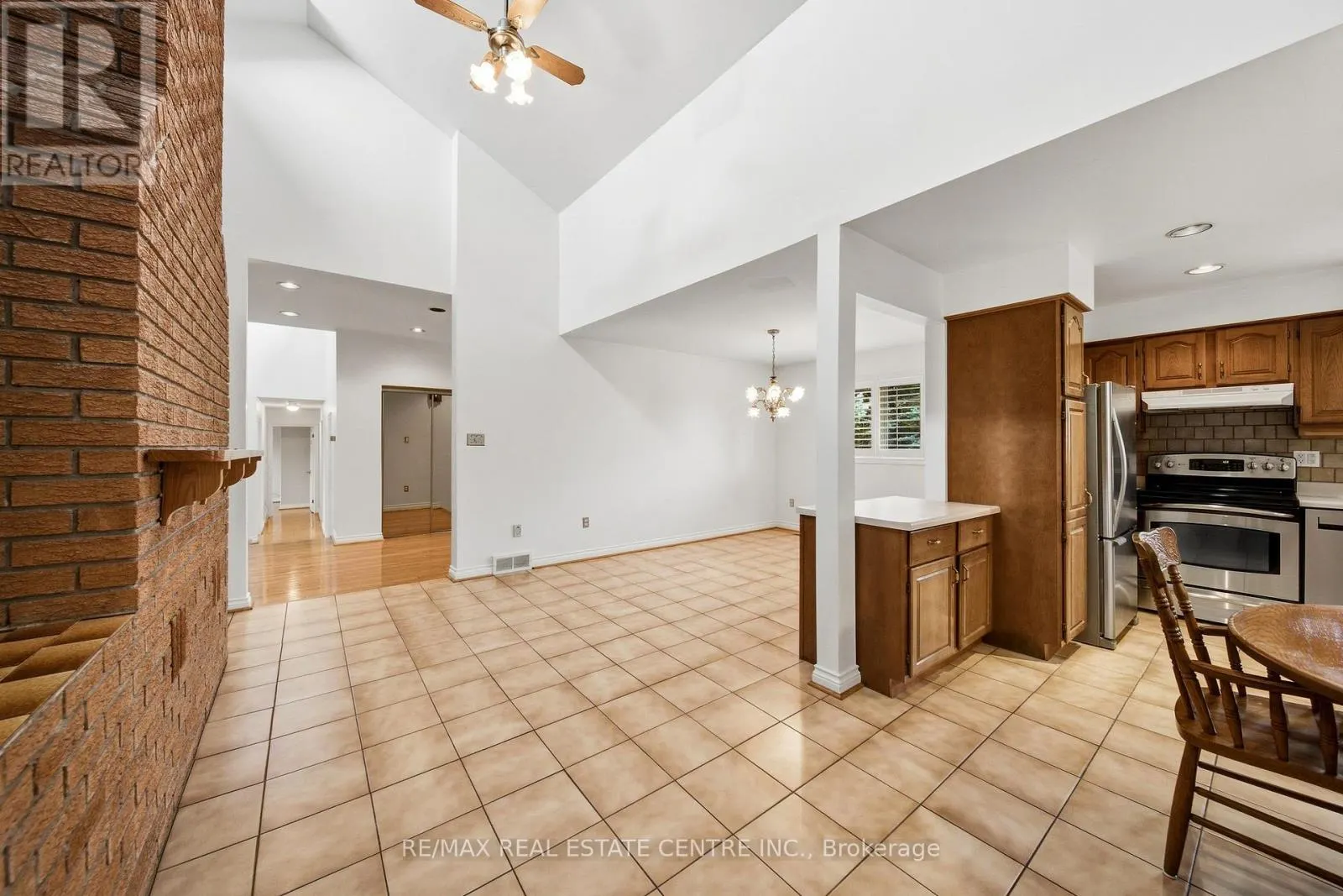 335 YORK ROAD