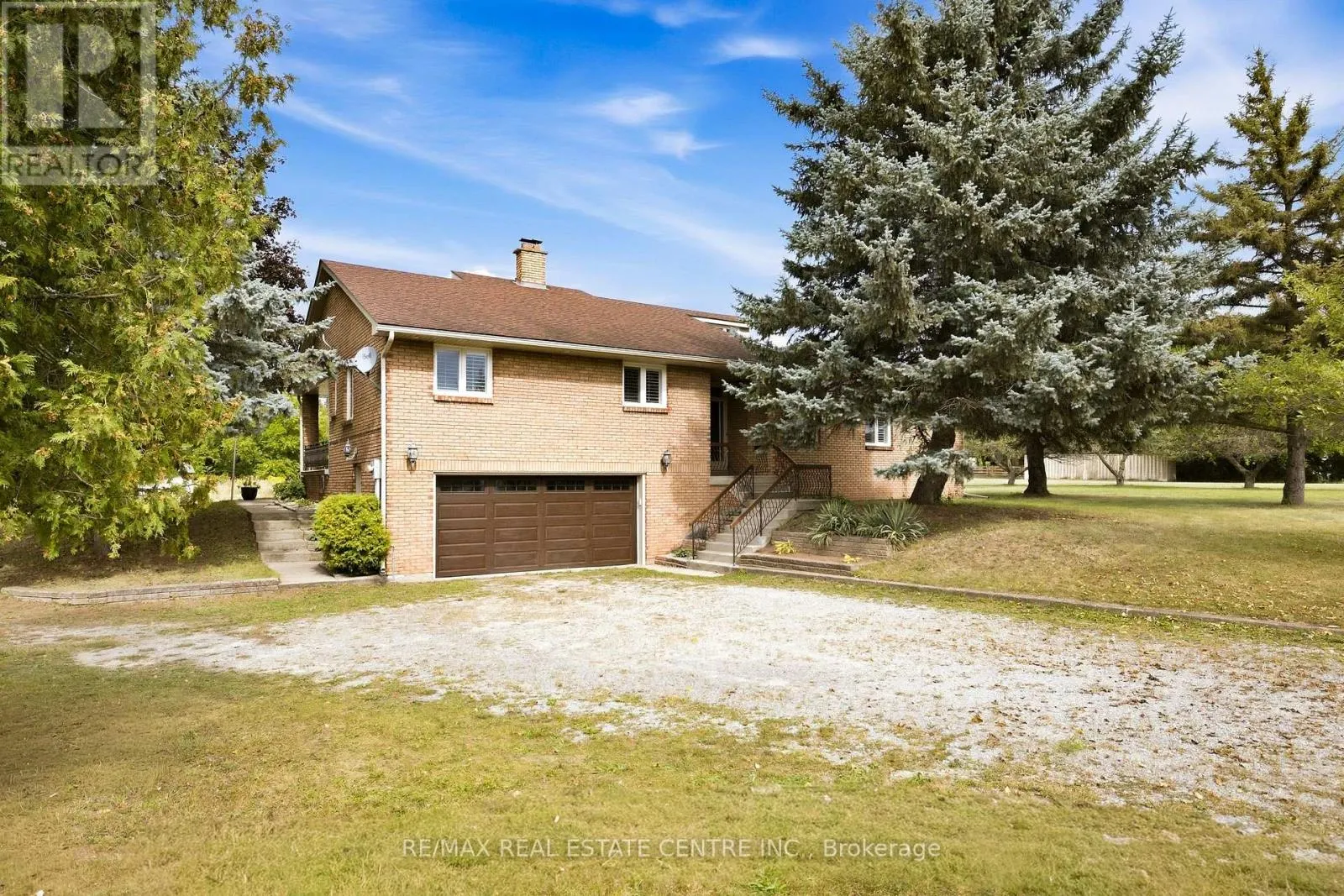 335 YORK ROAD