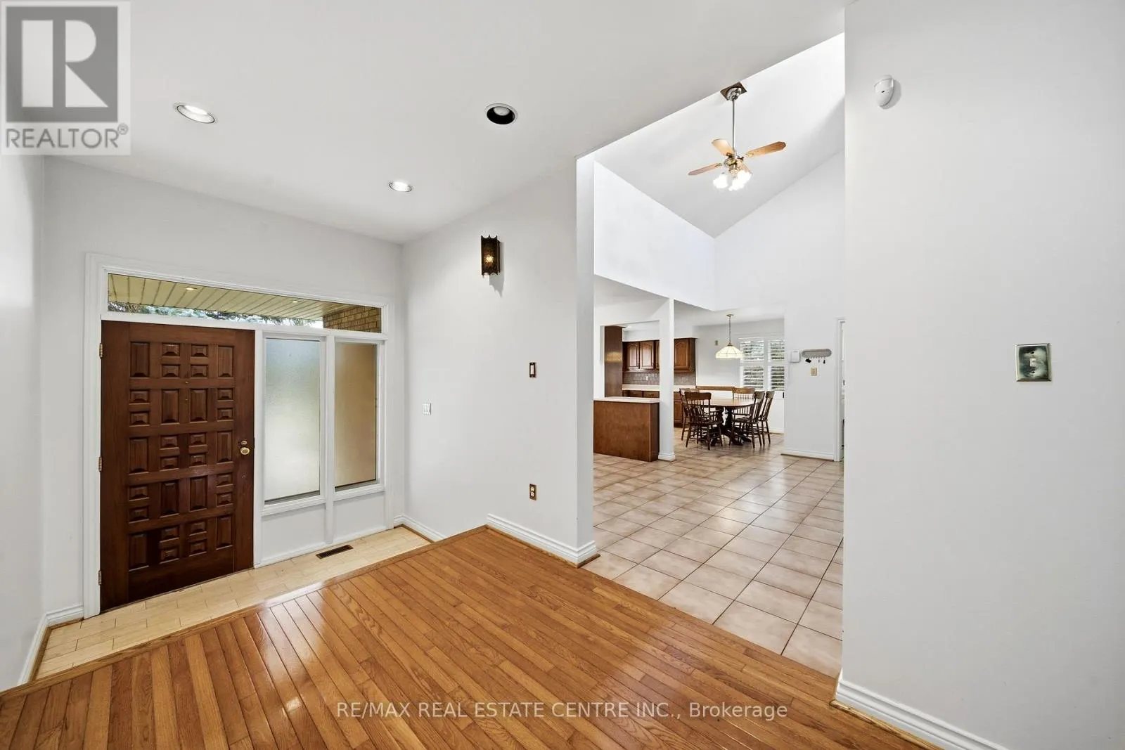 335 YORK ROAD