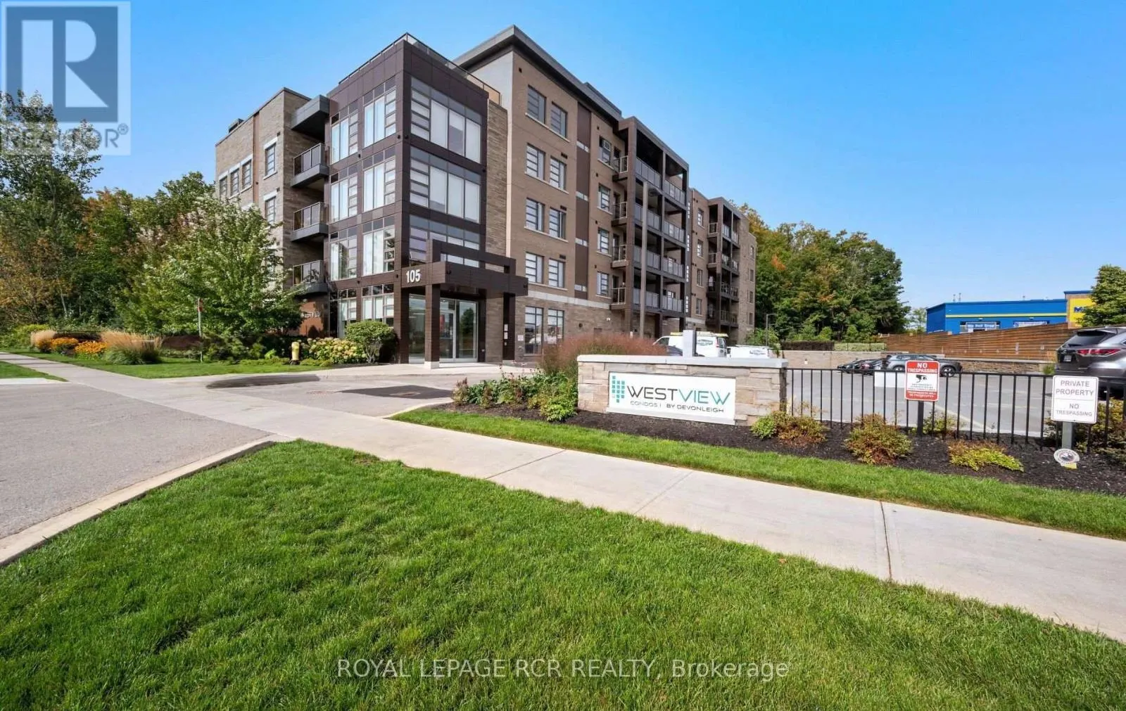 210 - 105 SPENCER AVENUE