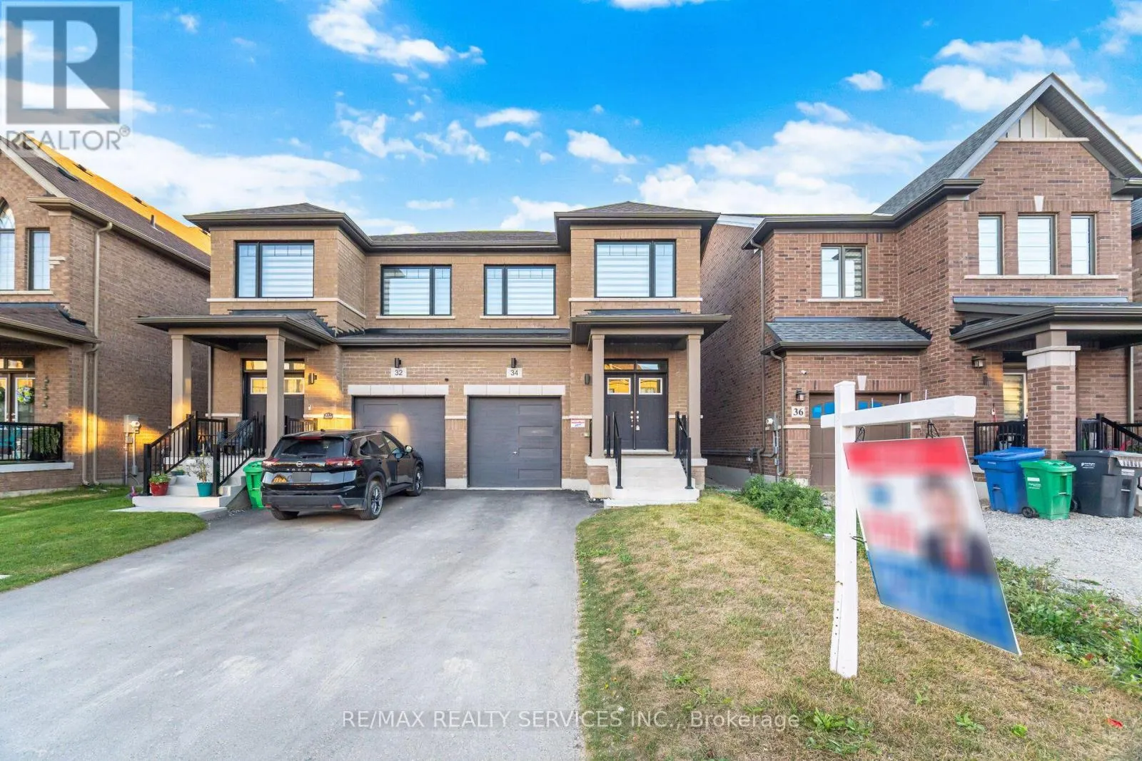 34 LIPSCOTT DRIVE