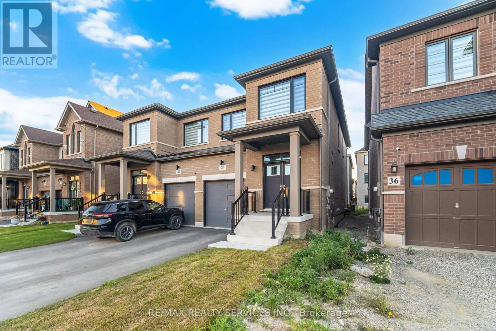 34 LIPSCOTT DRIVE