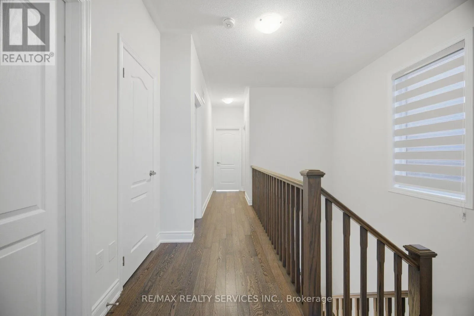34 LIPSCOTT DRIVE