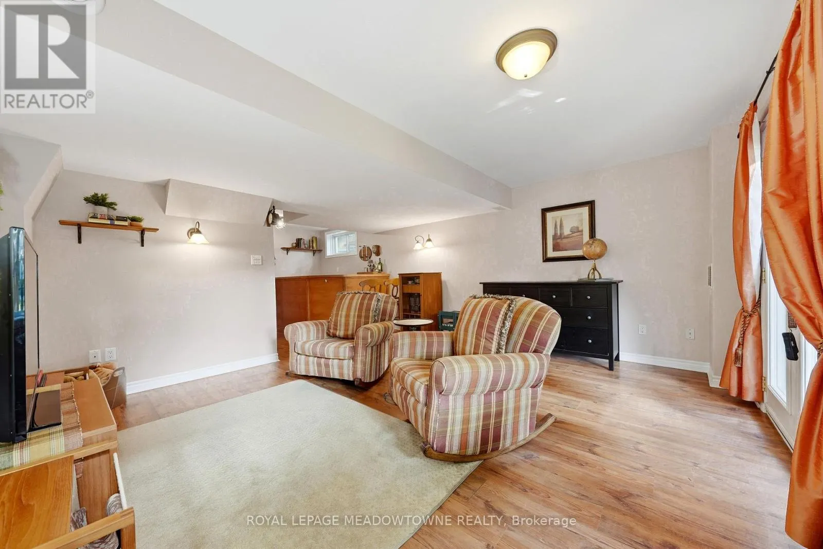15 COSTIGAN COURT