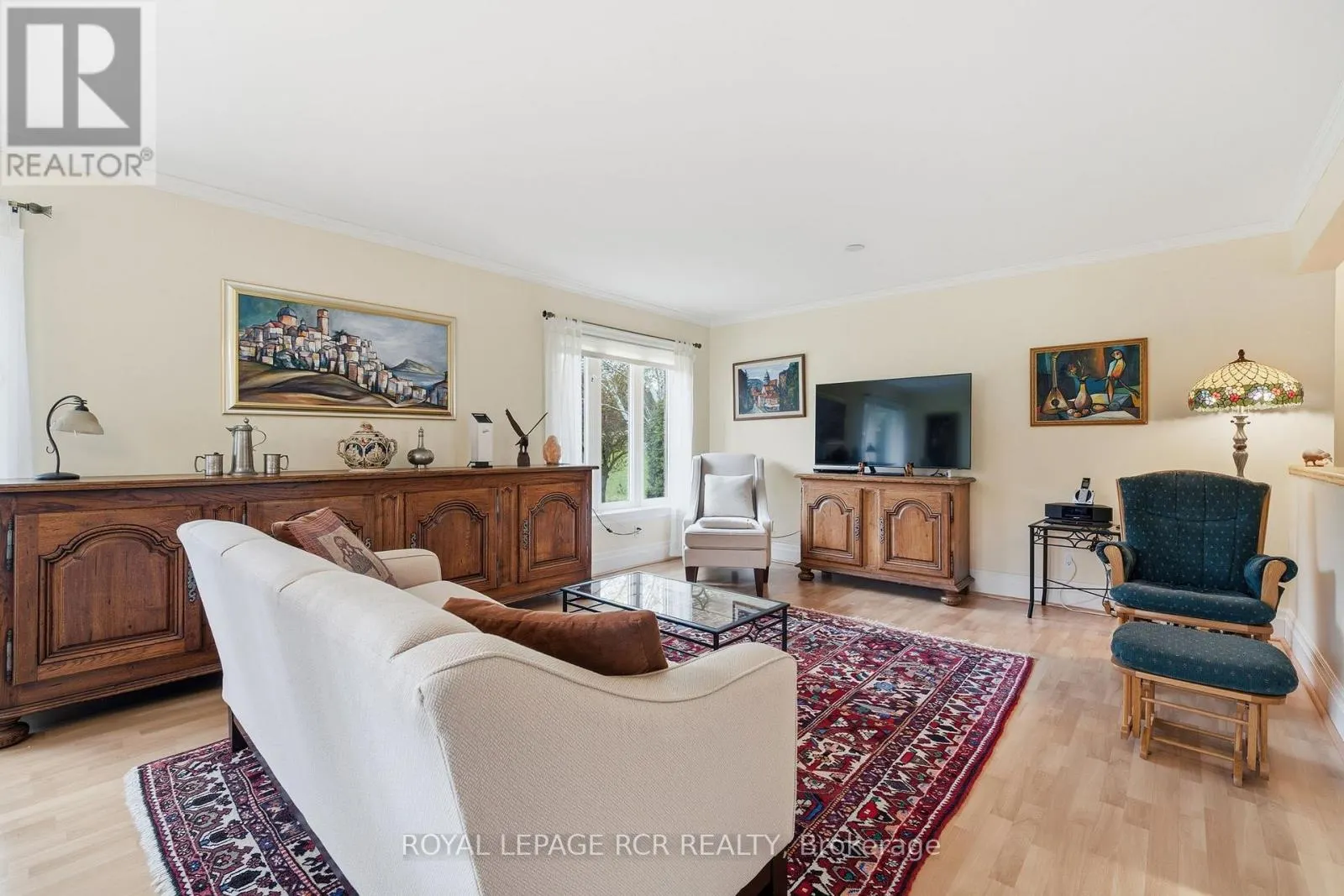 1 - 28 REDDINGTON DRIVE