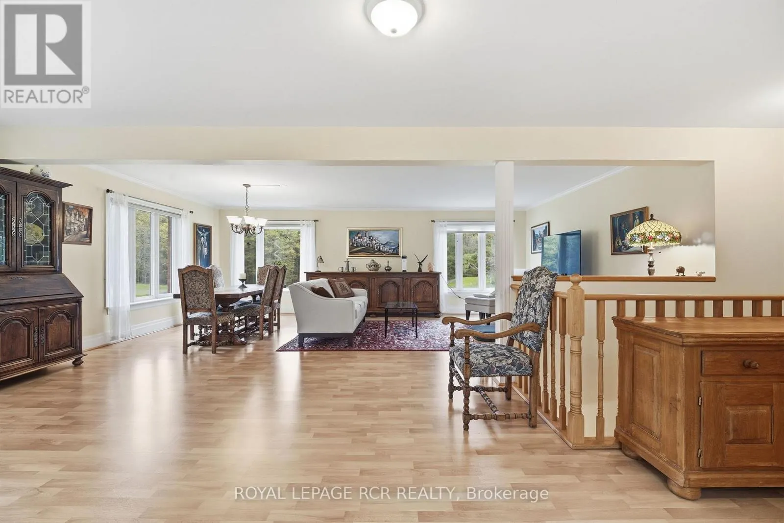 1 - 28 REDDINGTON DRIVE