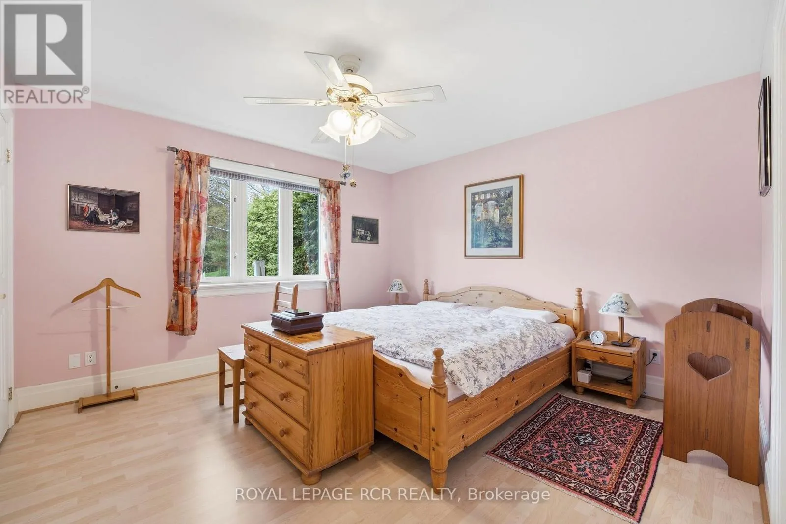 1 - 28 REDDINGTON DRIVE