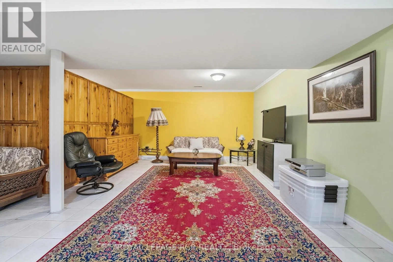 1 - 28 REDDINGTON DRIVE