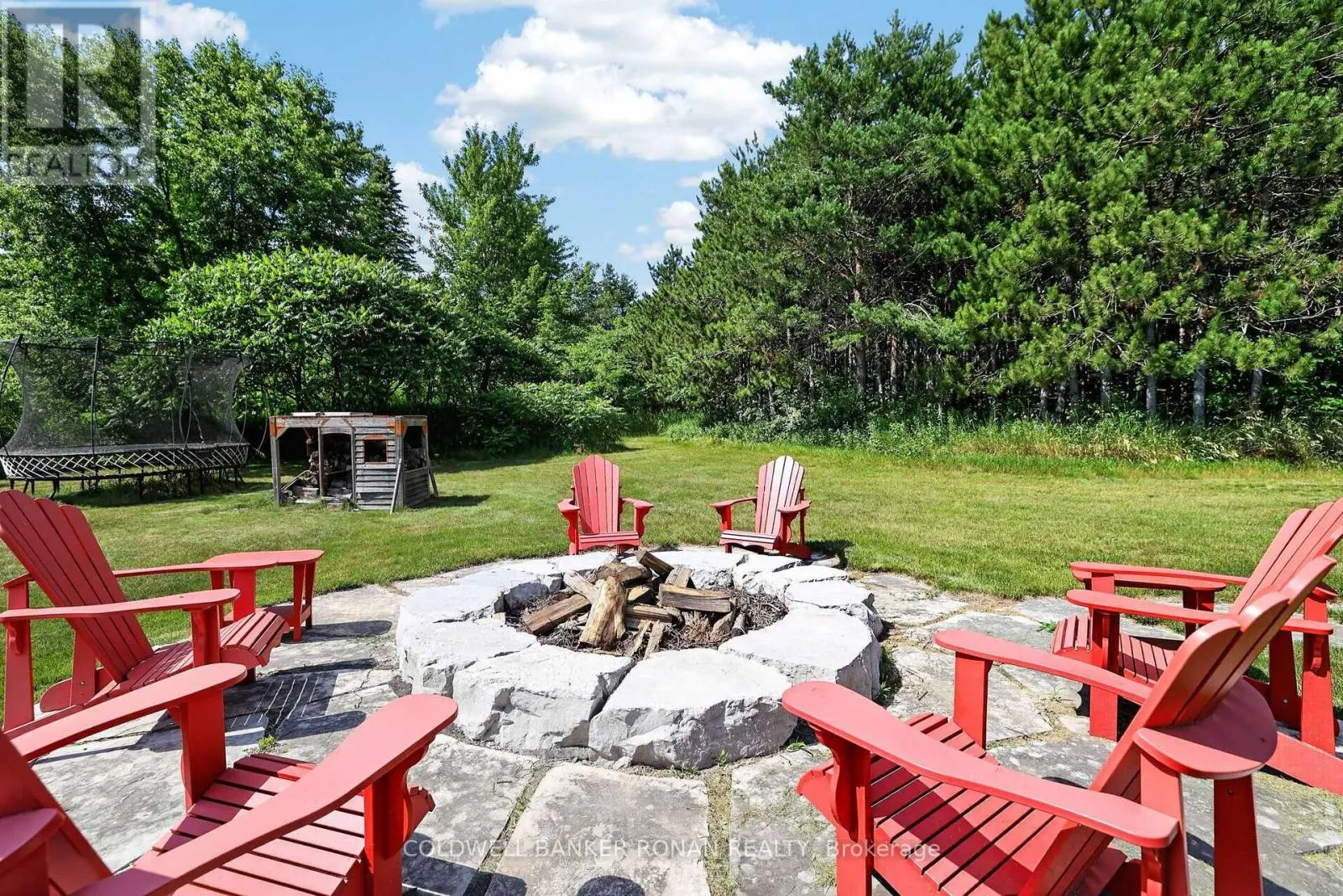 9 MORAINE PLACE