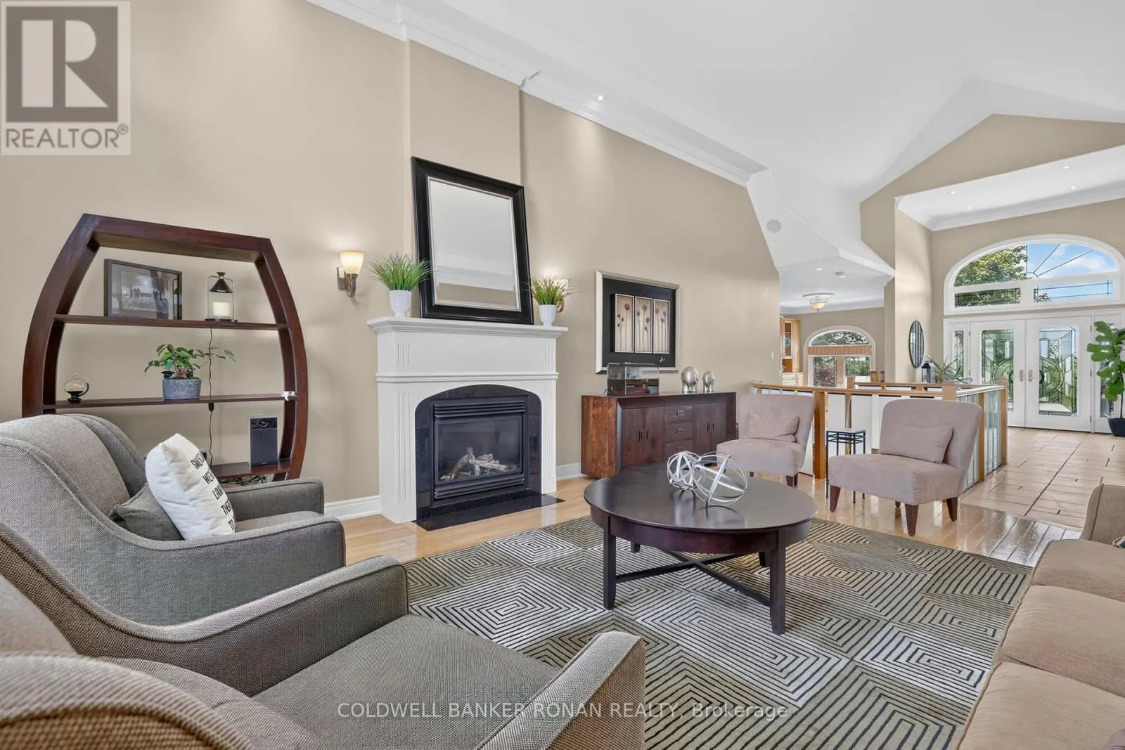 9 MORAINE PLACE