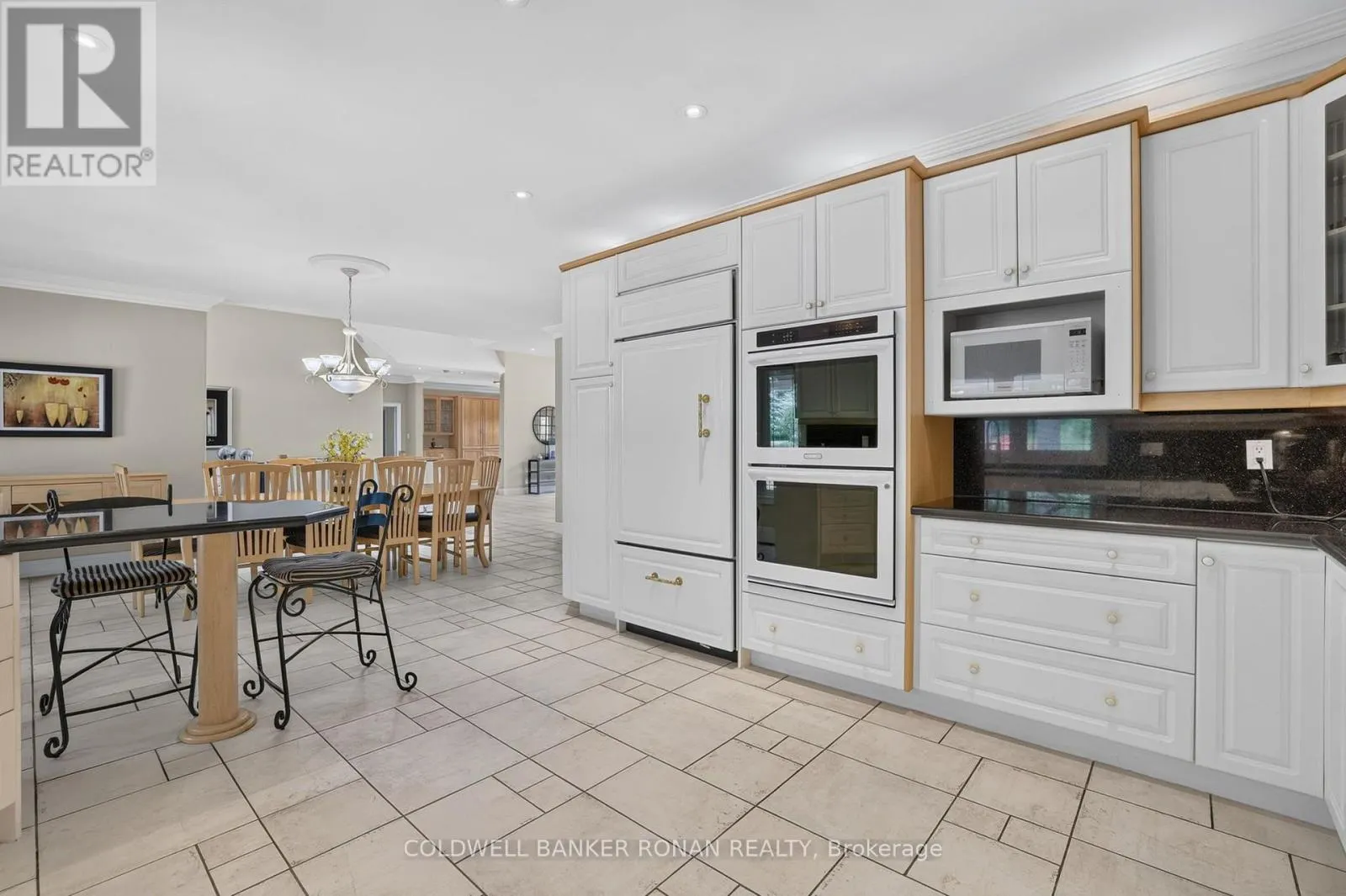 9 MORAINE PLACE