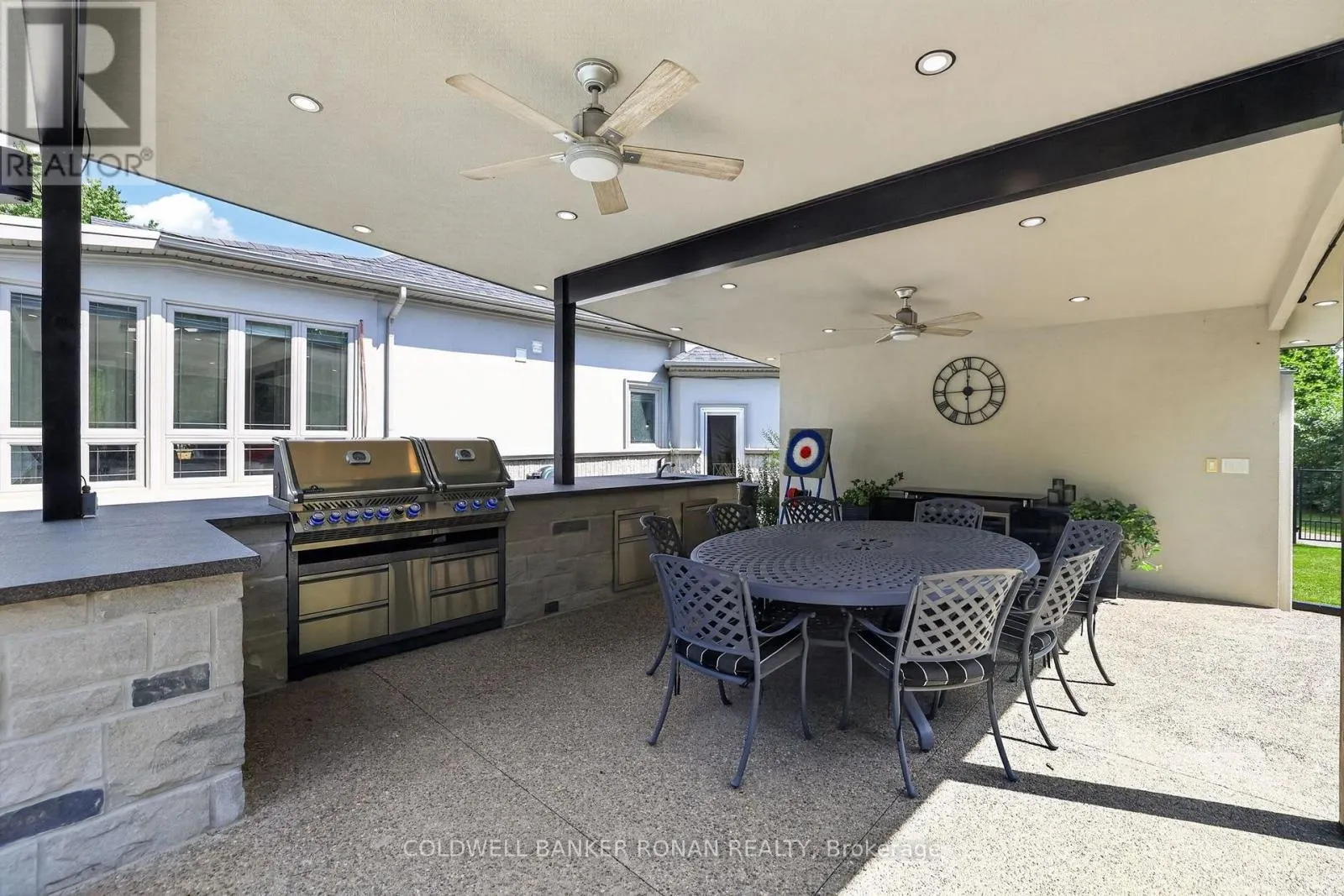 9 MORAINE PLACE