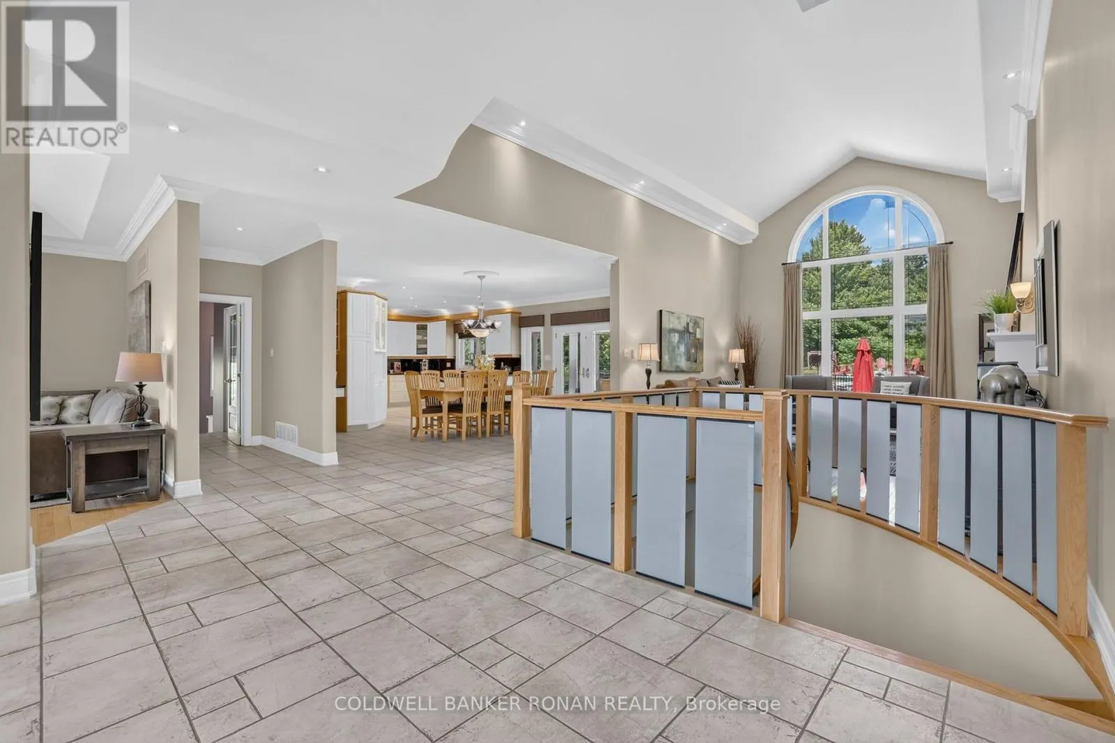 9 MORAINE PLACE