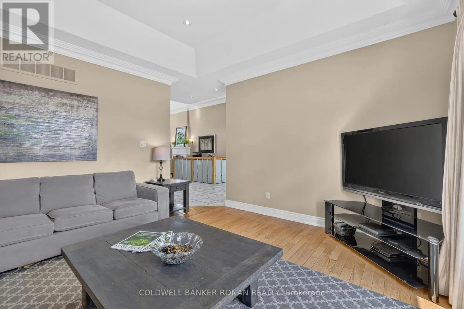 9 MORAINE PLACE