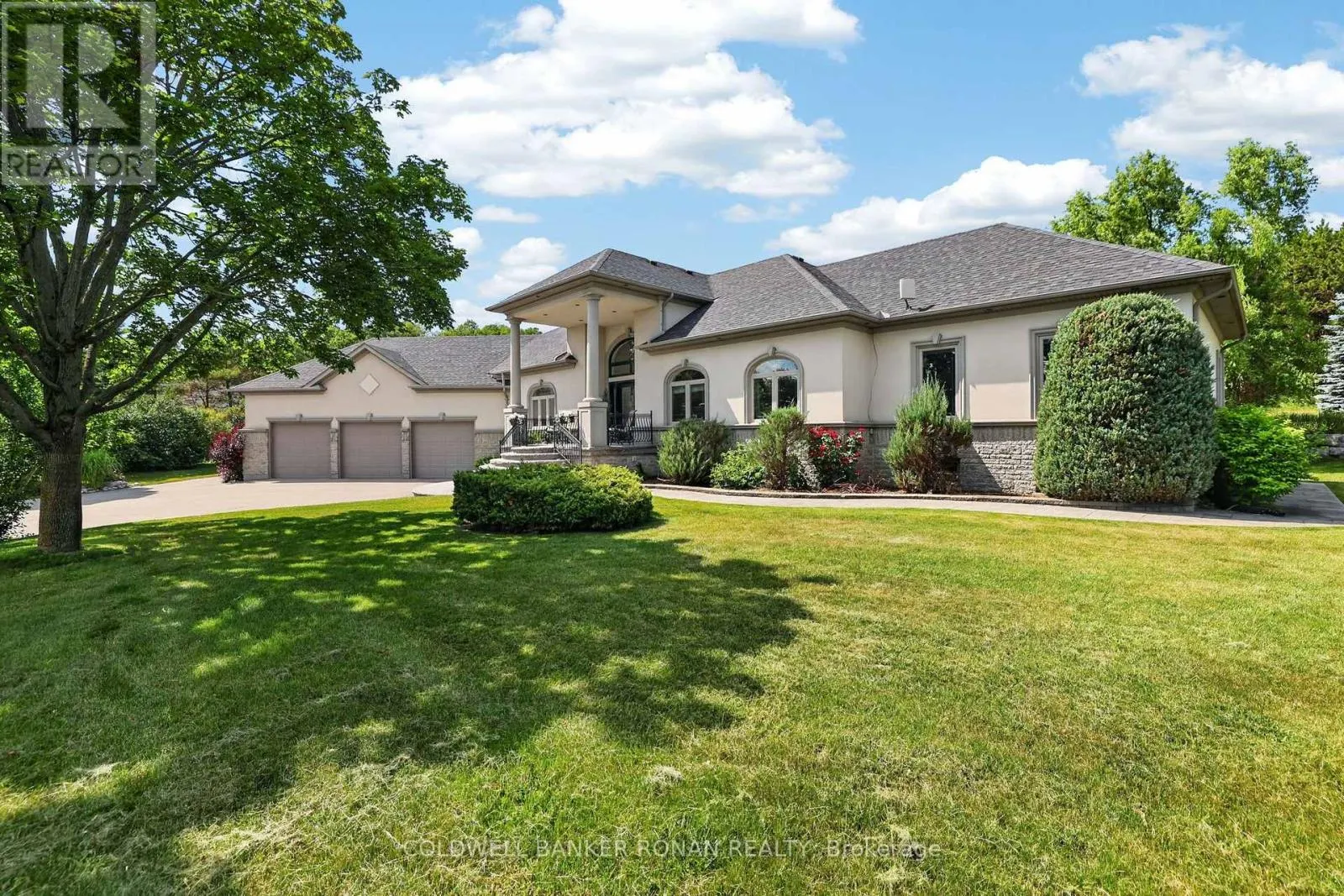9 MORAINE PLACE