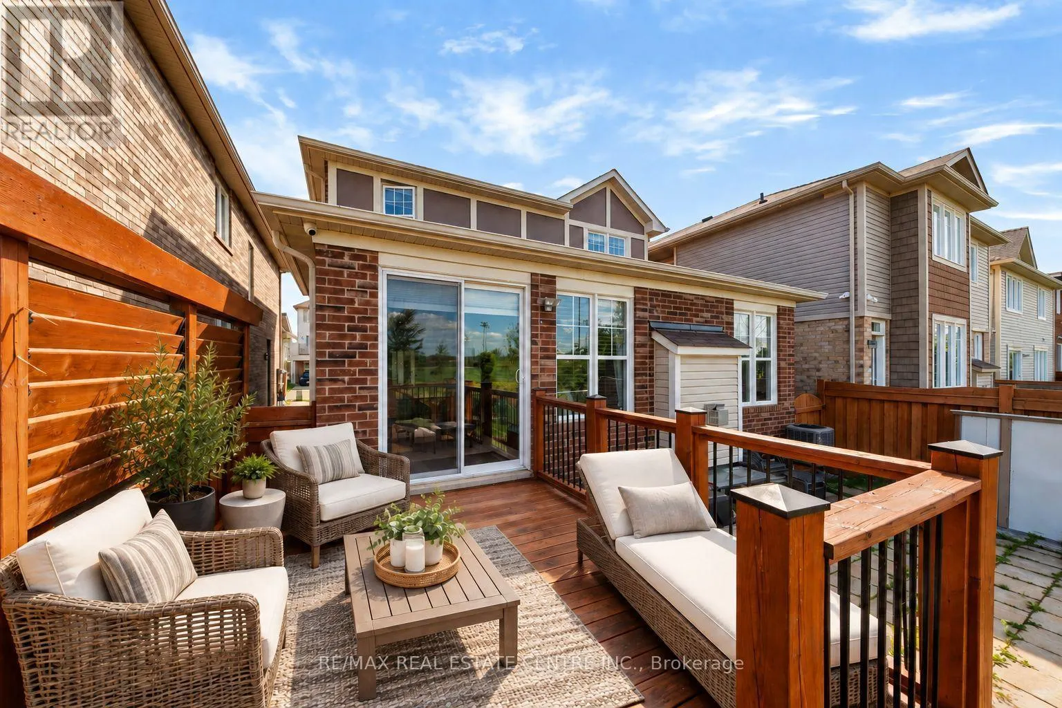573 ATTENBOROUGH TERRACE