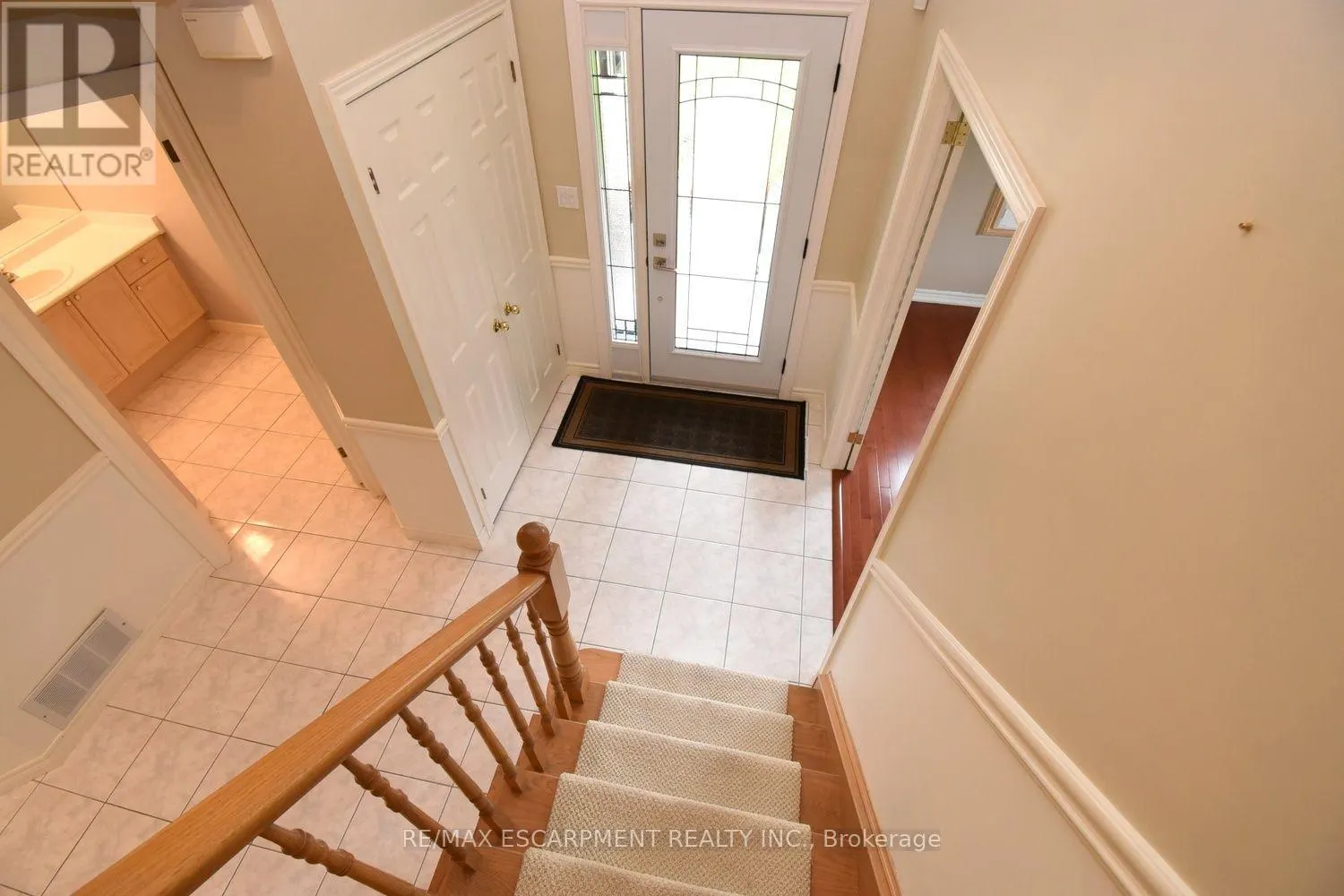 715 BATEMAN COURT