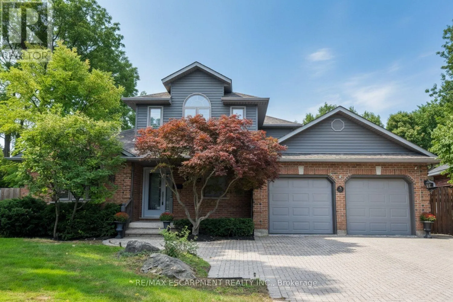 715 BATEMAN COURT