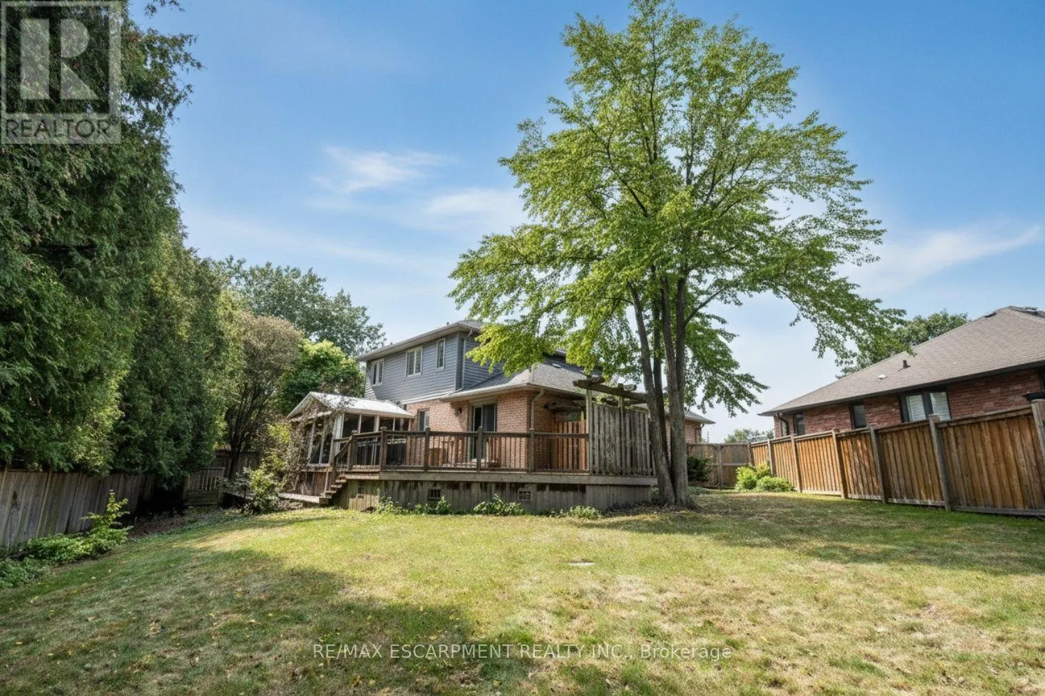 715 BATEMAN COURT