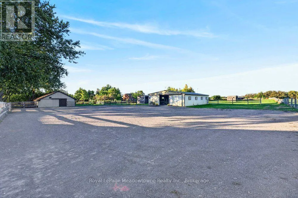 4379 HENDERSON ROAD